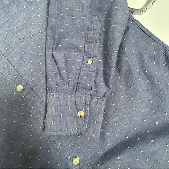 J. Crew Men's Casual Blue Button-Down Shirt with Textured Dots - Picture 8 of 12